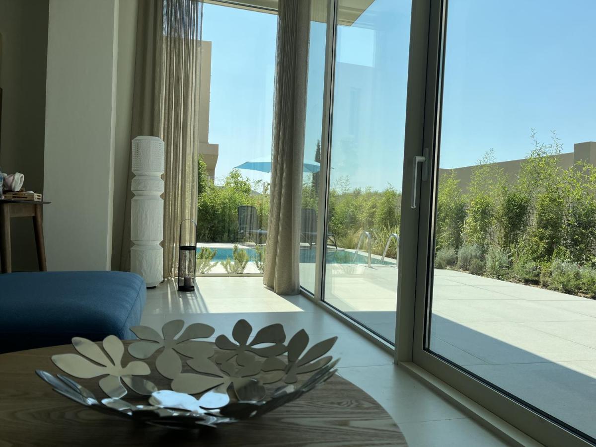 3-bedroom With A Pool And Private Sauna In Coast Villa