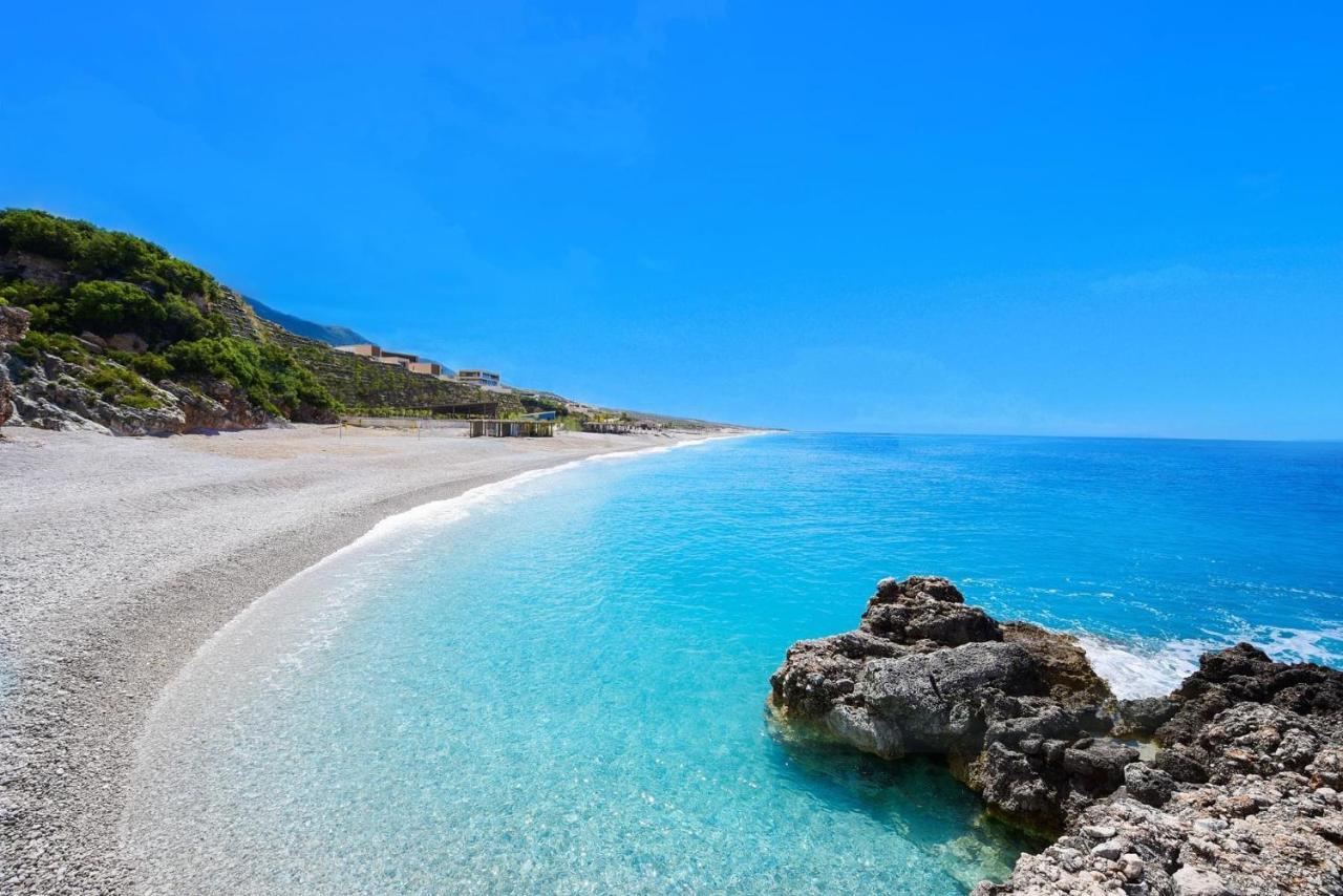 Villa 3-bedroom With A Pool And Private Sauna In Coast Palasë